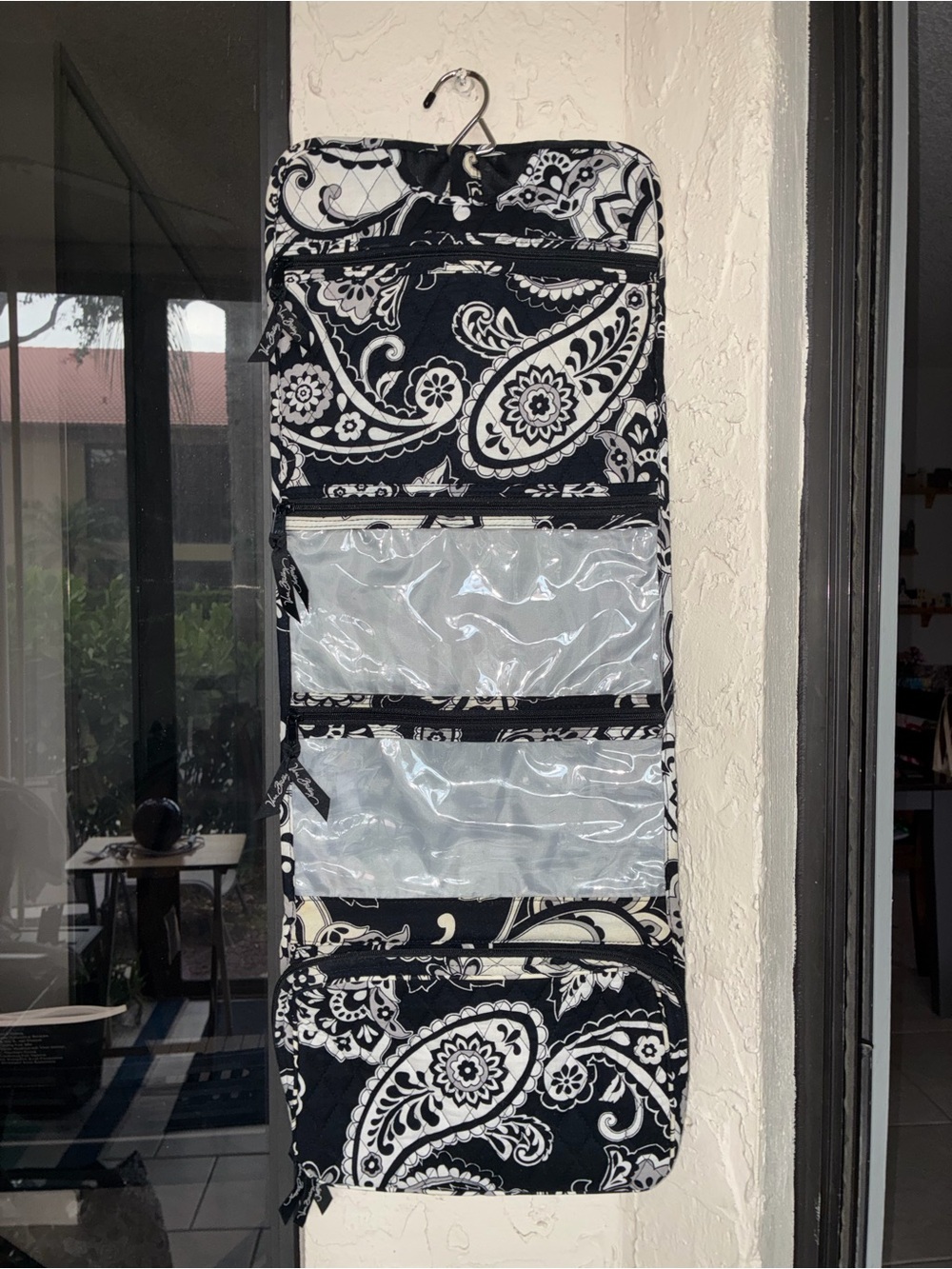 Hanging Travel Organizer Toiletry Bag Black White Paisley Quilted - Picture 6 of 7